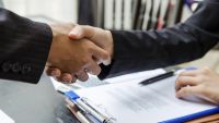Threats, Promises, and Commitments