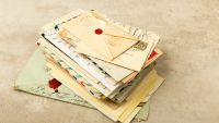 The Epistolary Essay: Letters to the World