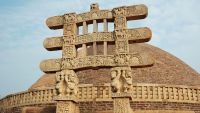Kushans, Sacae, and the Silk Road