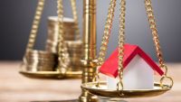 Weighing the Benefits of Reverse Mortgages